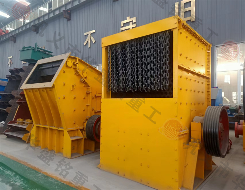 大型石灰石破碎機(jī)_石灰石方箱式破碎機(jī)_河南箱式破碎機(jī)廠家直供