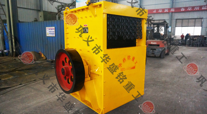 石子機箱式破碎機_環(huán)保破碎石子機_石子破碎機械廠